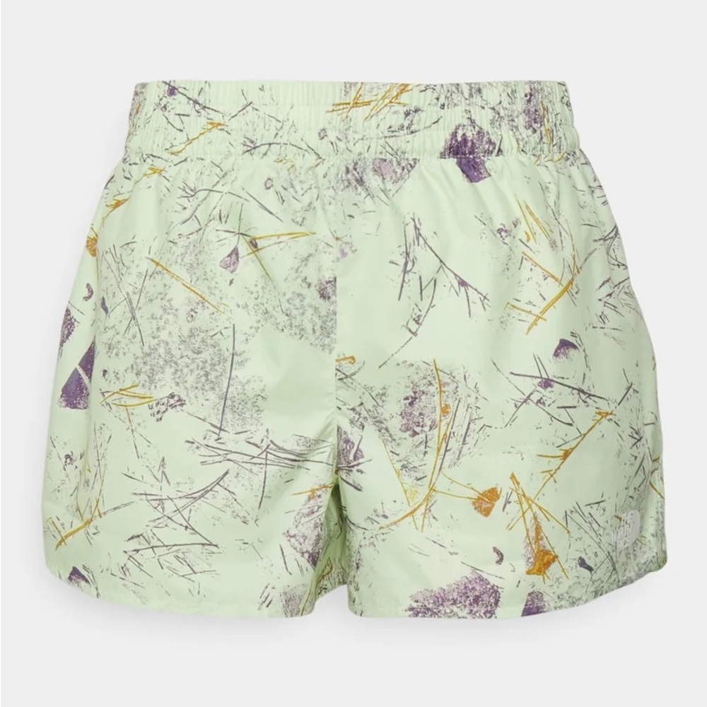 NWT The North Face Limitless Run Short
Womens